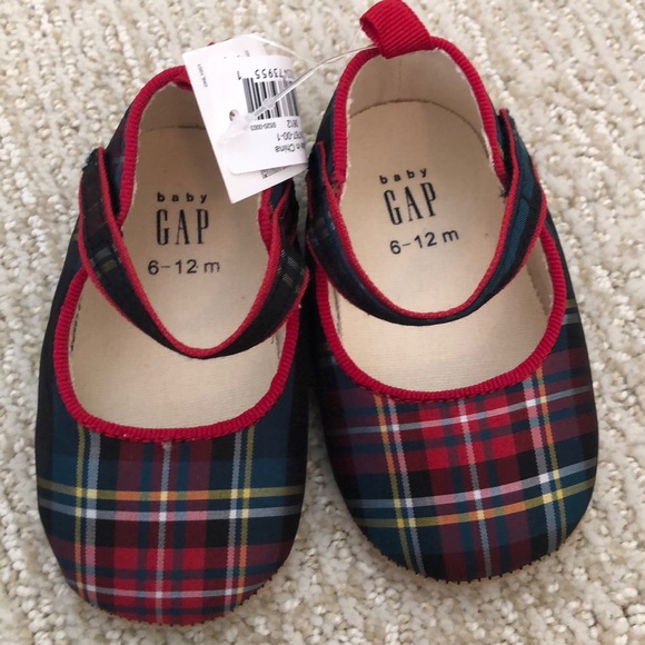 Infant girl shoe bundle (3 pairs) - Picture 2 of 4